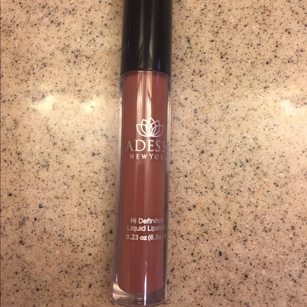 Adesse High Definition Liquid Lipstick NEW!